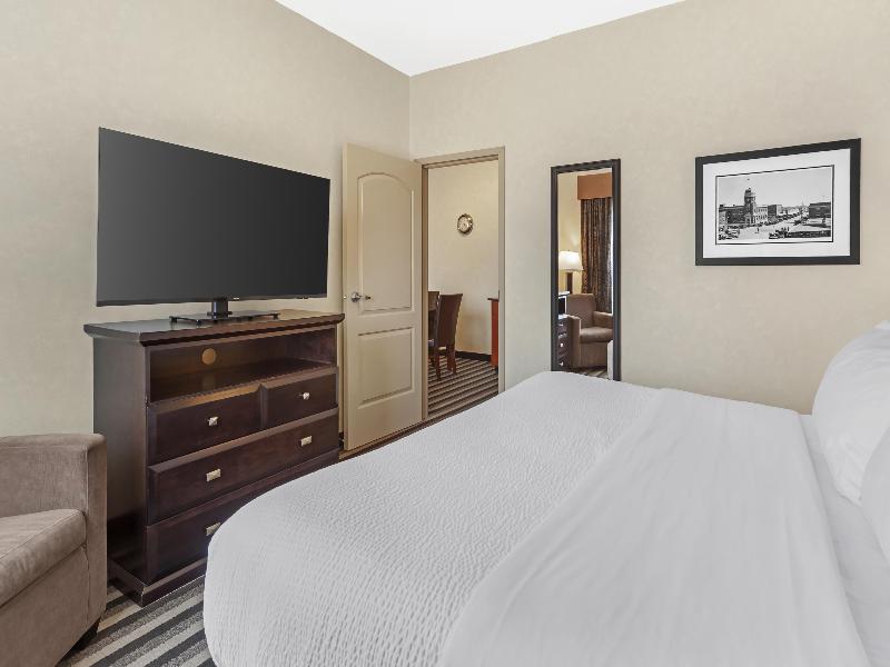 Best Western Plus Meridian Hotel image