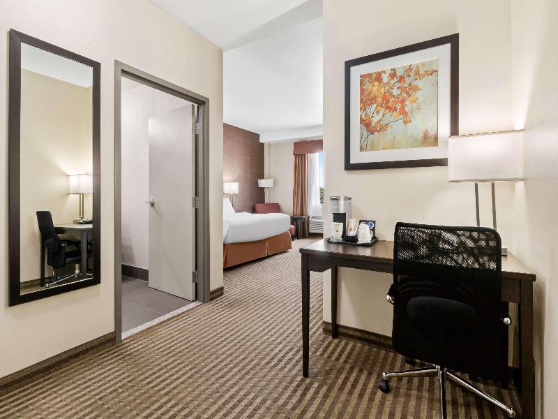 Best Western Plus Fergus Hotel image