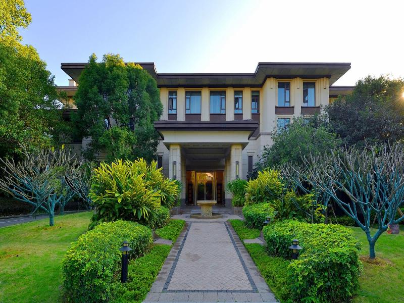 C&D Hotel Fuzhou image