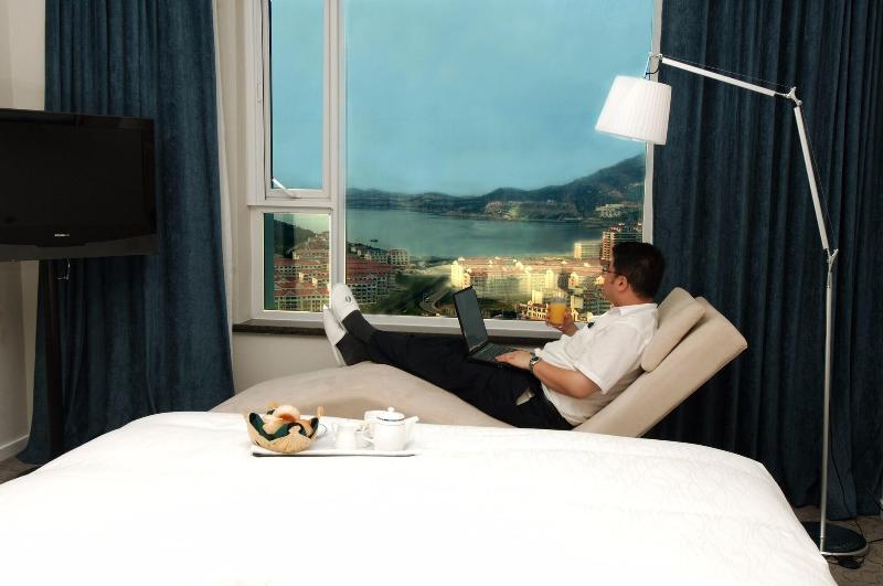DOUBLE COMFORT