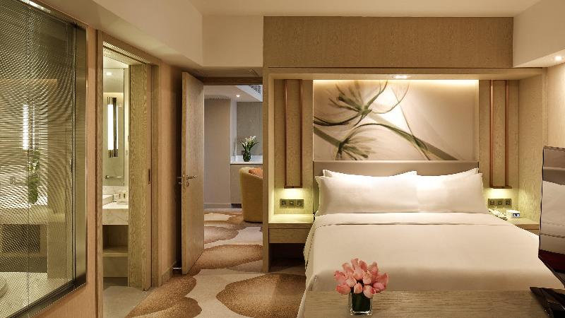Holiday Inn Kunming City Centre image