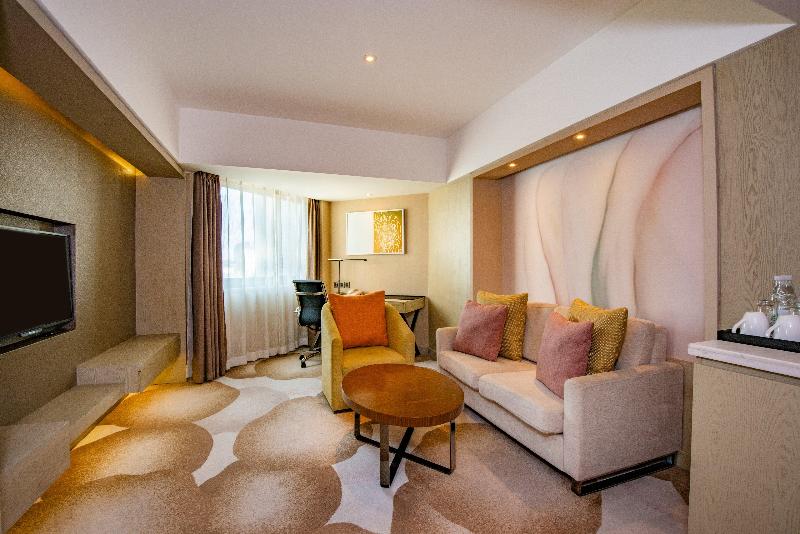 Holiday Inn Kunming City Centre image