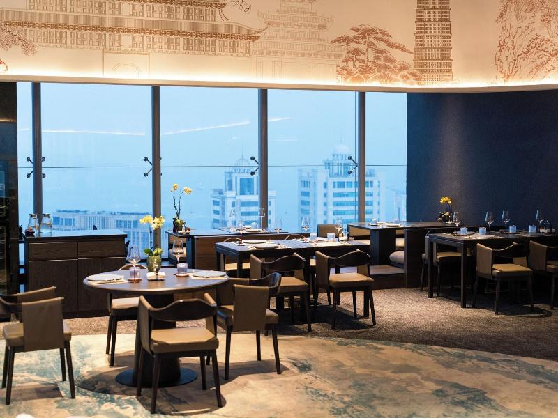 Weihai Center Hotel