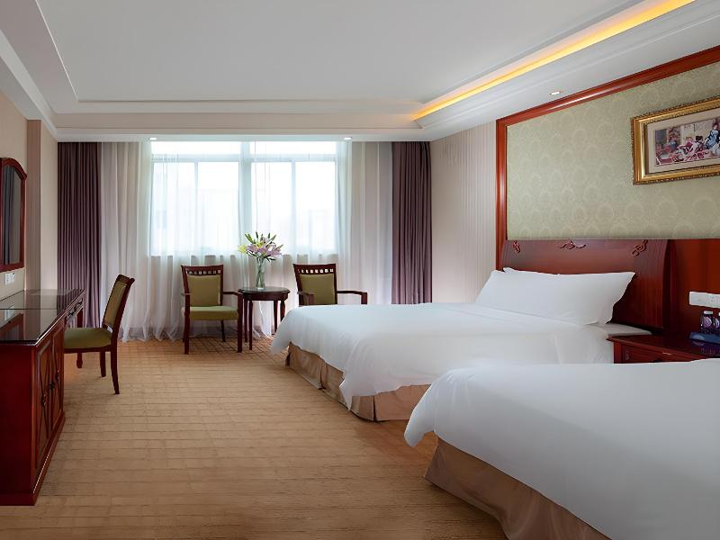 The Sungshan Lake of Vienna Hotel image