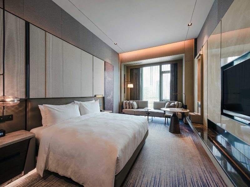 JW Marriott Hotel Shenzhen Bao'an image