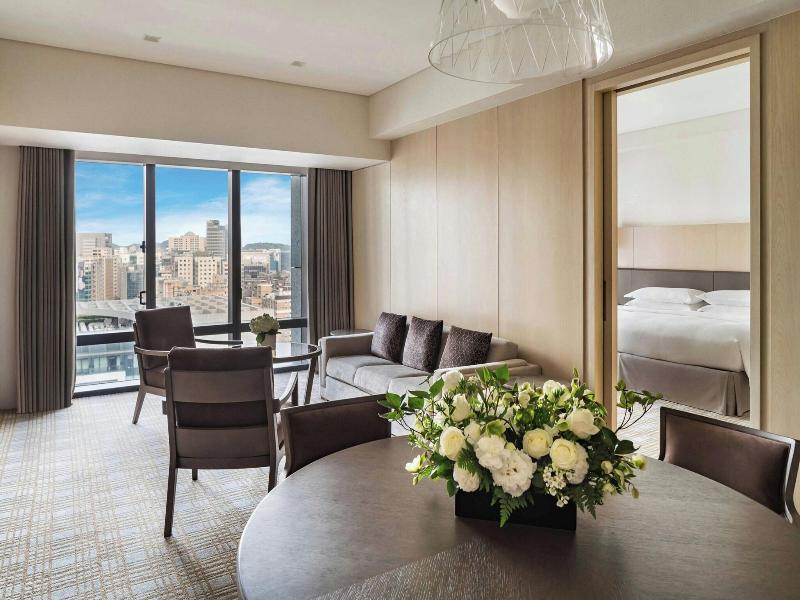 Taipei Marriott Hotel image