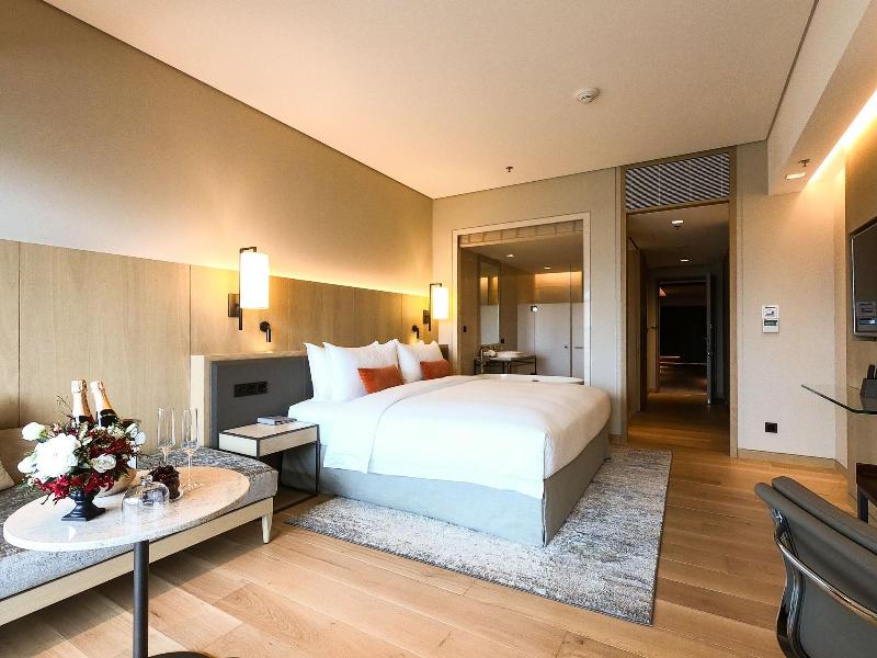 Taipei Marriott Hotel image