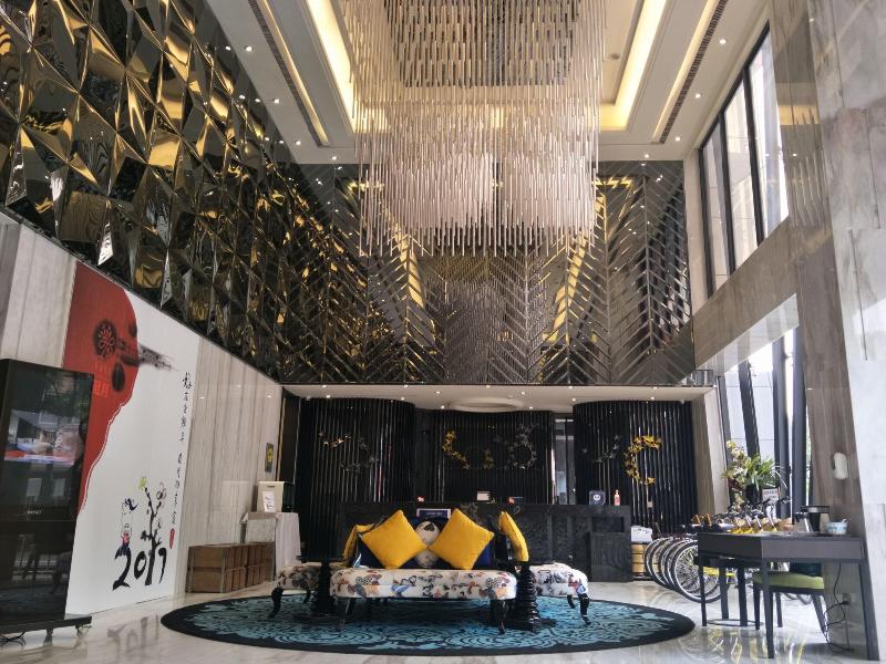 Puli Ease Hotel image