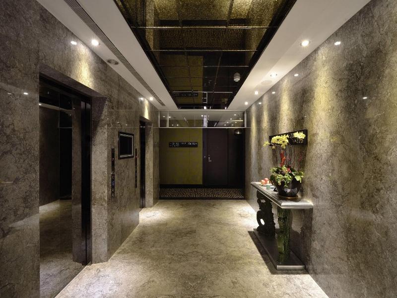 Puli Ease Hotel image