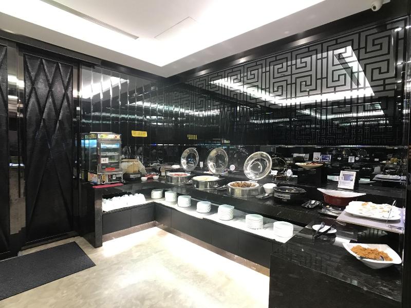 Puli Ease Hotel image