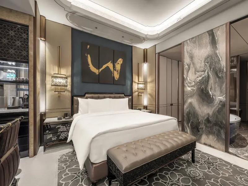Wanda Reign Chengdu image