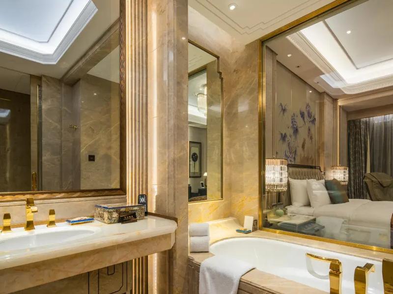 Wanda Reign Chengdu image