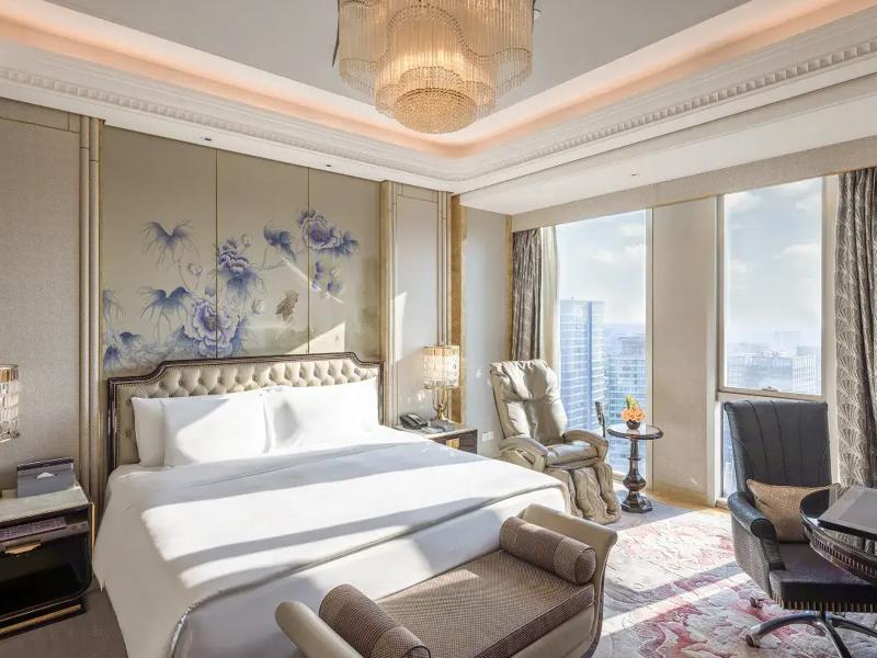 Wanda Reign Chengdu image
