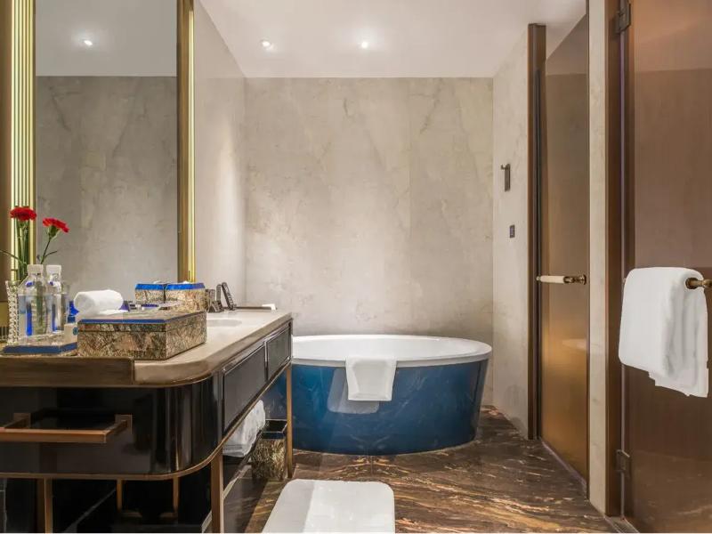 Wanda Reign Chengdu image