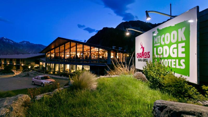 Mt Cook Lodge & Motels