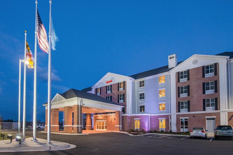 Fairfield Inn & Suites Easton image