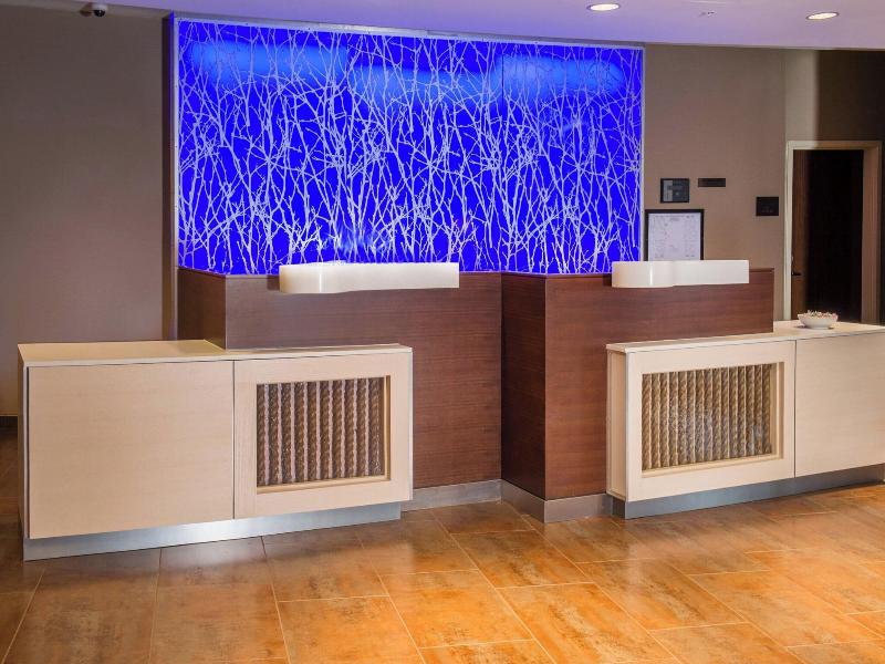 Fairfield Inn & Suites Easton image