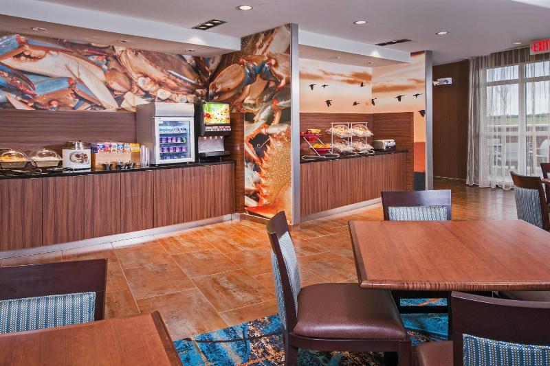 Fairfield Inn & Suites Easton image