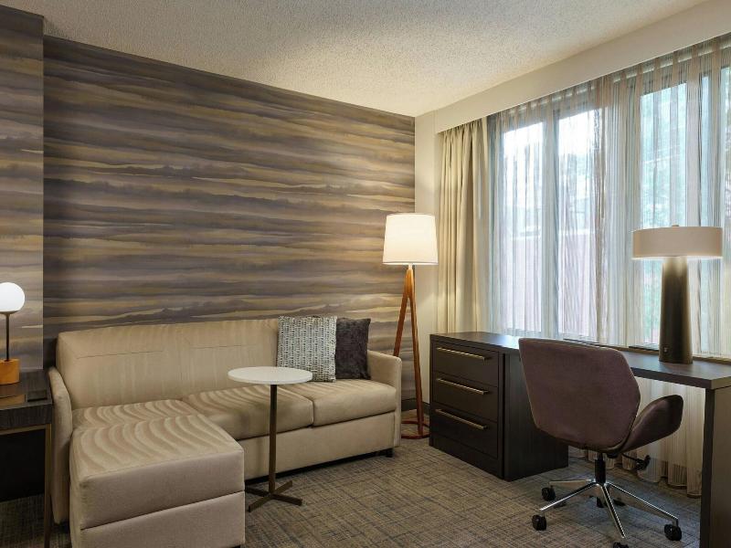 Residence Inn Bethesda Downtown image