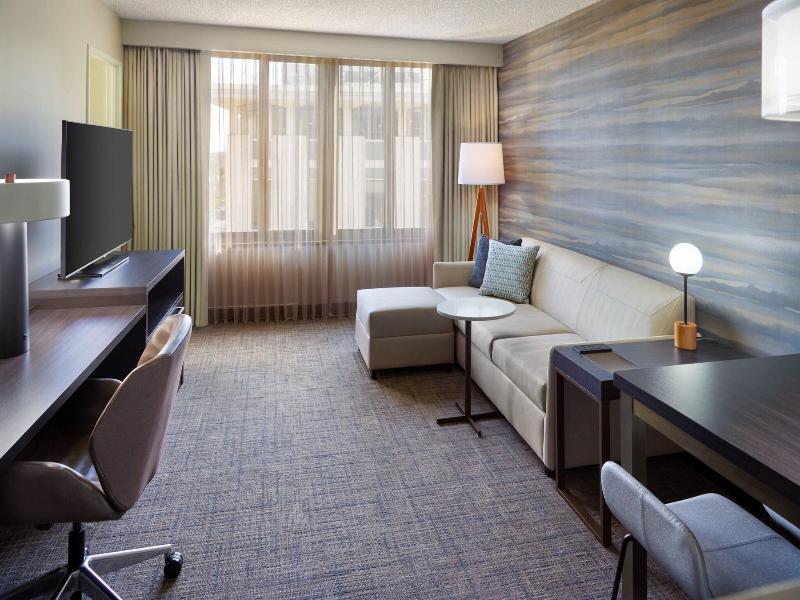 Residence Inn Bethesda Downtown image