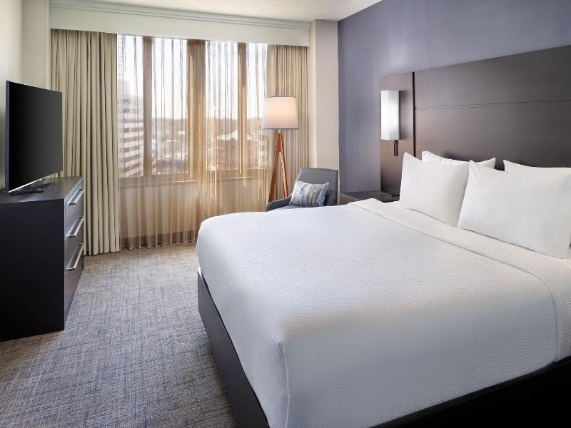 Residence Inn Bethesda Downtown image