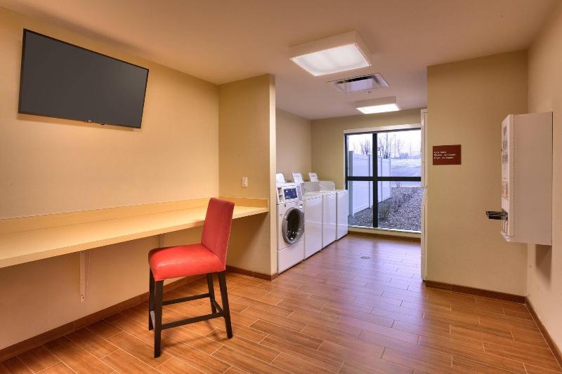 TownePlace Suites Dickinson image