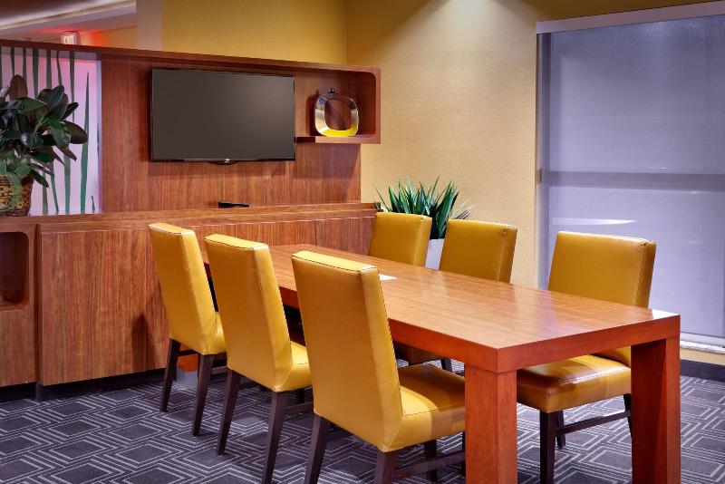 TownePlace Suites Dickinson image