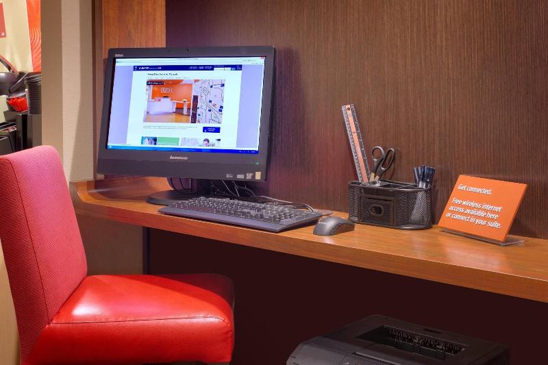 TownePlace Suites Dickinson image