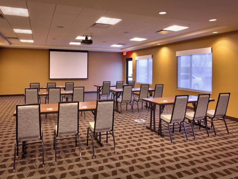 TownePlace Suites Dickinson image