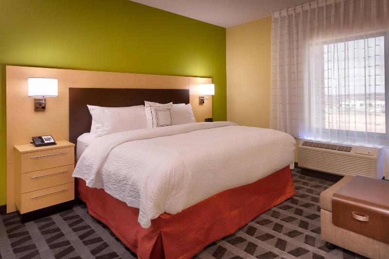 TownePlace Suites Dickinson image