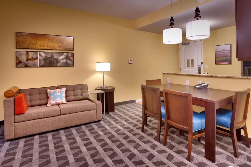 TownePlace Suites Dickinson image