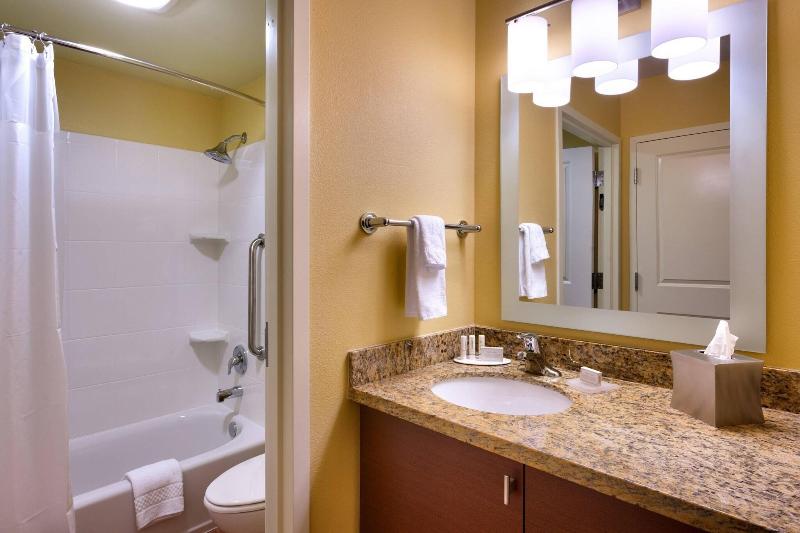 TownePlace Suites Dickinson image
