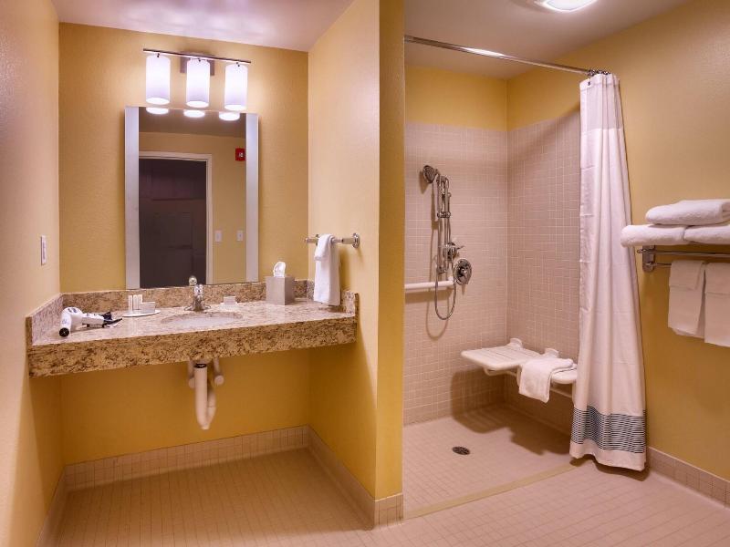 TownePlace Suites Dickinson image