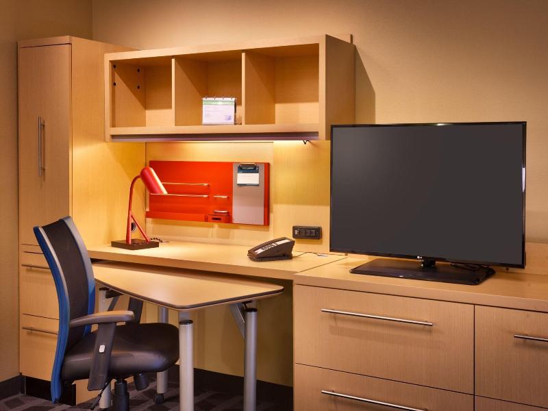 TownePlace Suites Dickinson image