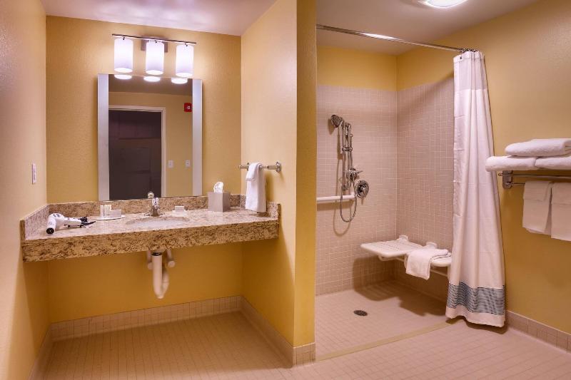 TownePlace Suites Dickinson image