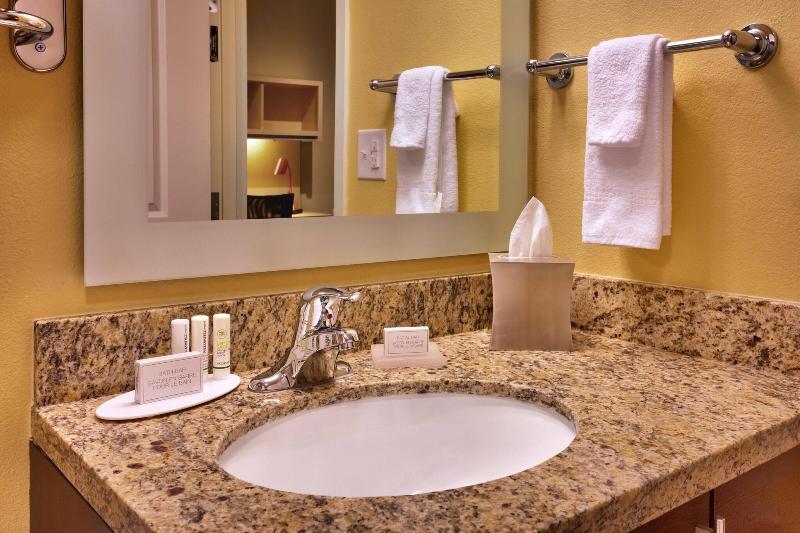 TownePlace Suites Dickinson image