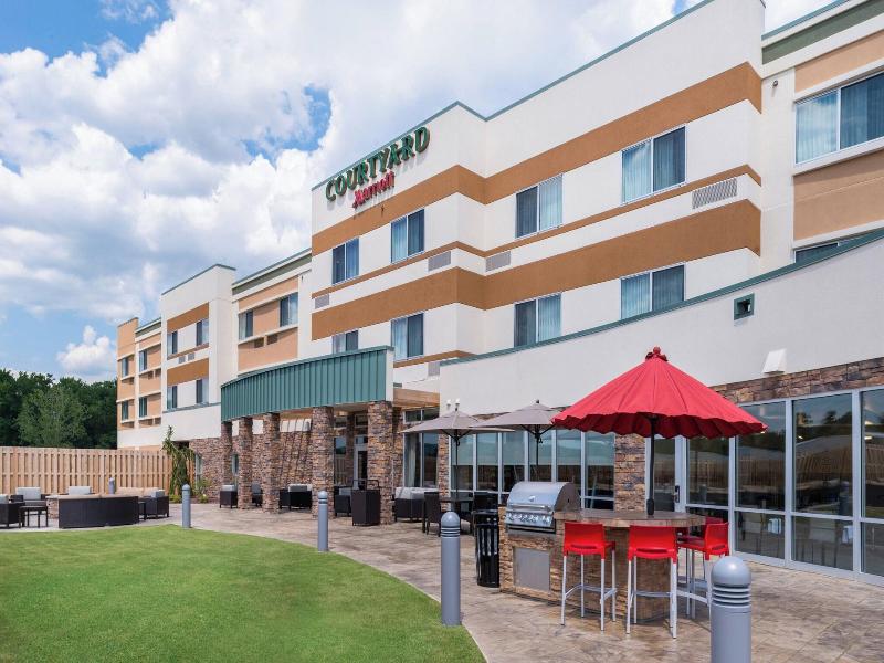 Courtyard Elmira Horseheads image