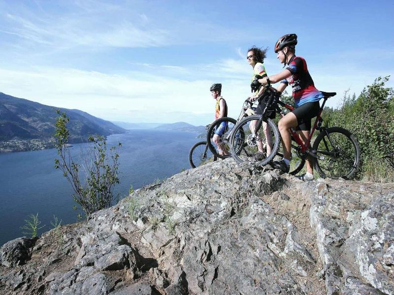 The Royal Kelowna - Bellstar Hotels Resorts