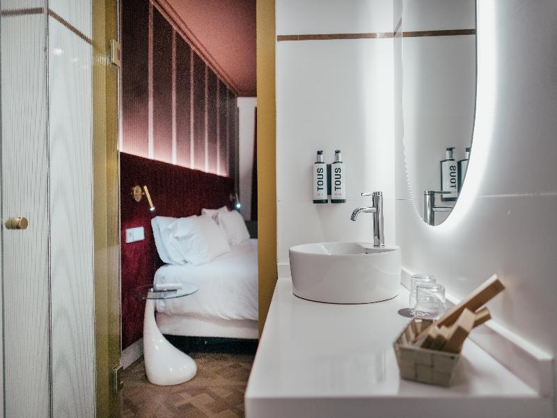 Hotel Cetina image