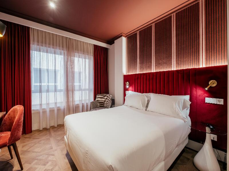 Hotel Cetina image