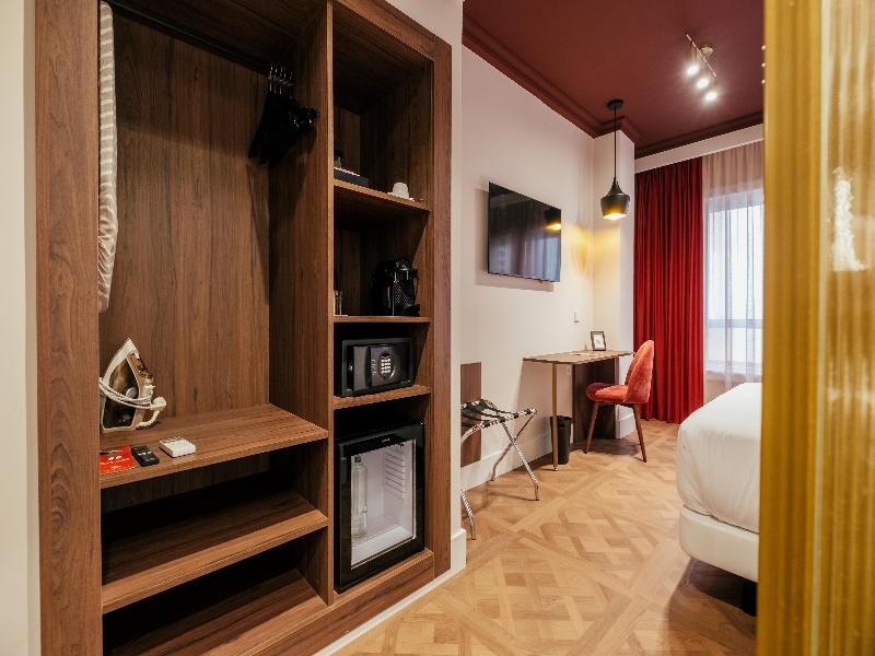 Hotel Cetina image