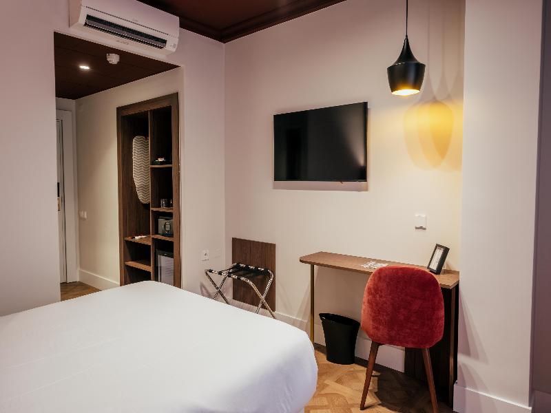 Hotel Cetina image