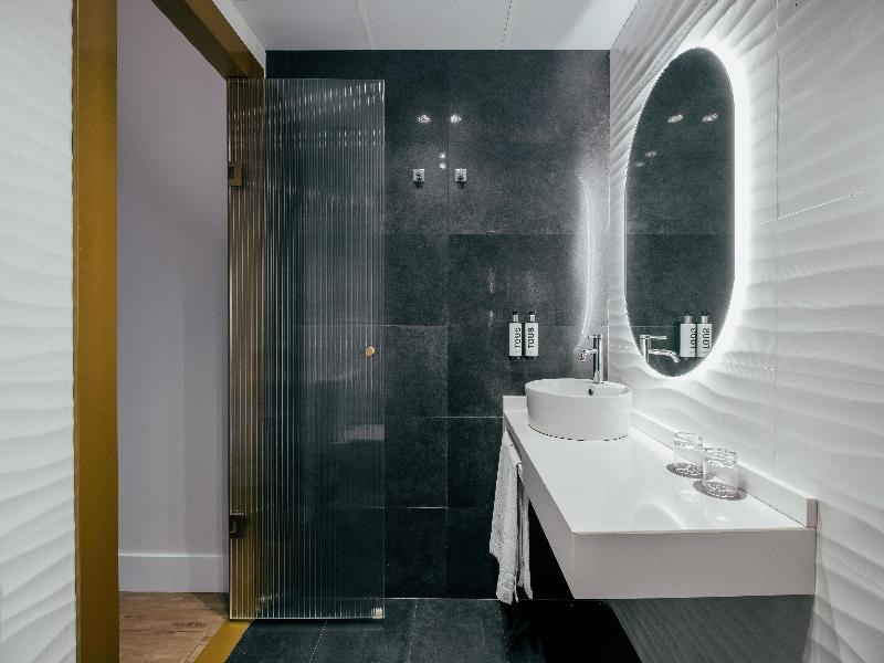 Hotel Cetina image