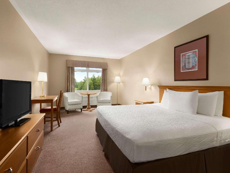 Days Inn By Wyndham Oromocto Conference Centre image