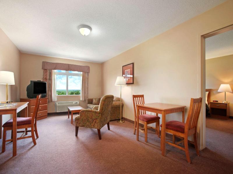 Days Inn By Wyndham Oromocto Conference Centre image