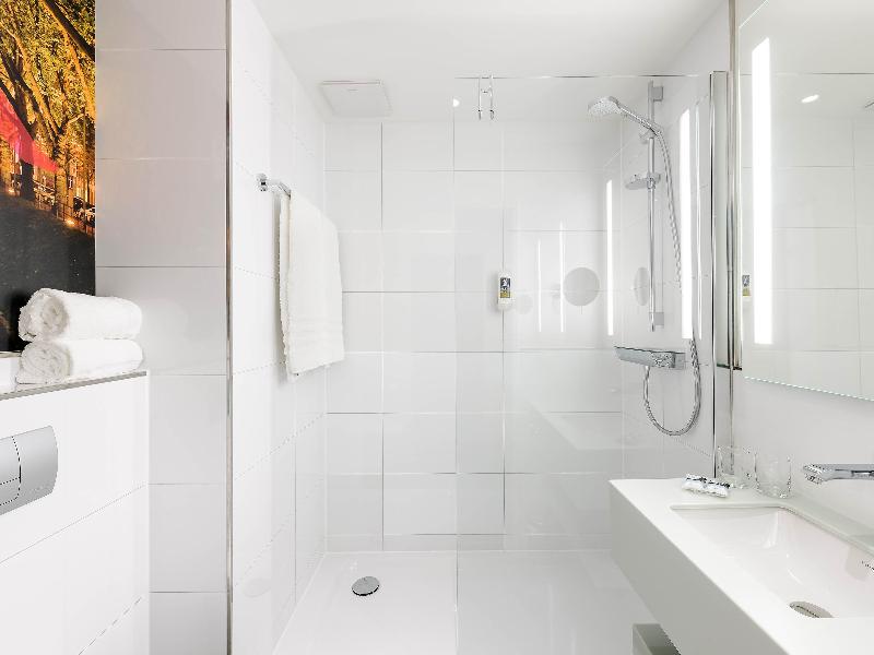 Mercure Hotel Duesseldorf Zentrum image