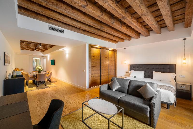 Áurea Convento Capuchinos by Eurostars Hotel image