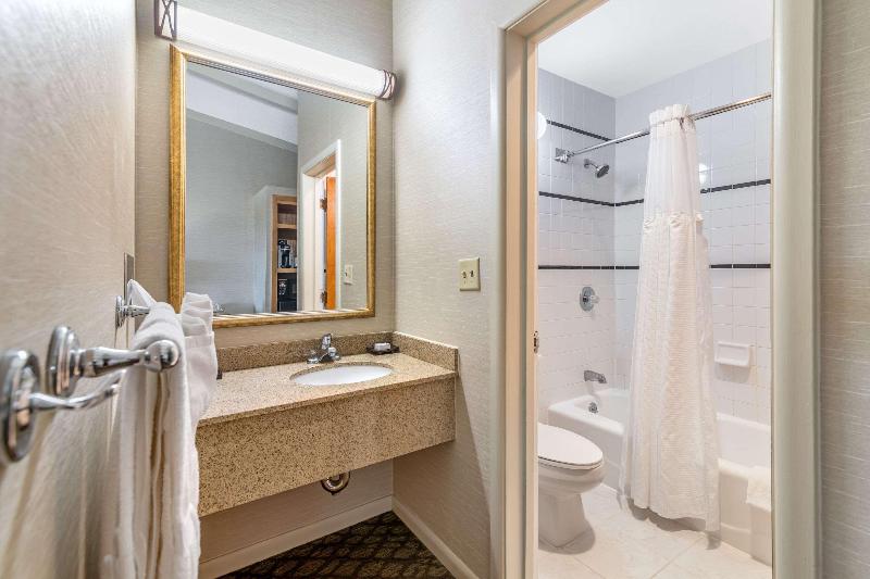 The Inn at Gran View Ogdensburg, Ascend Hotel Coll image