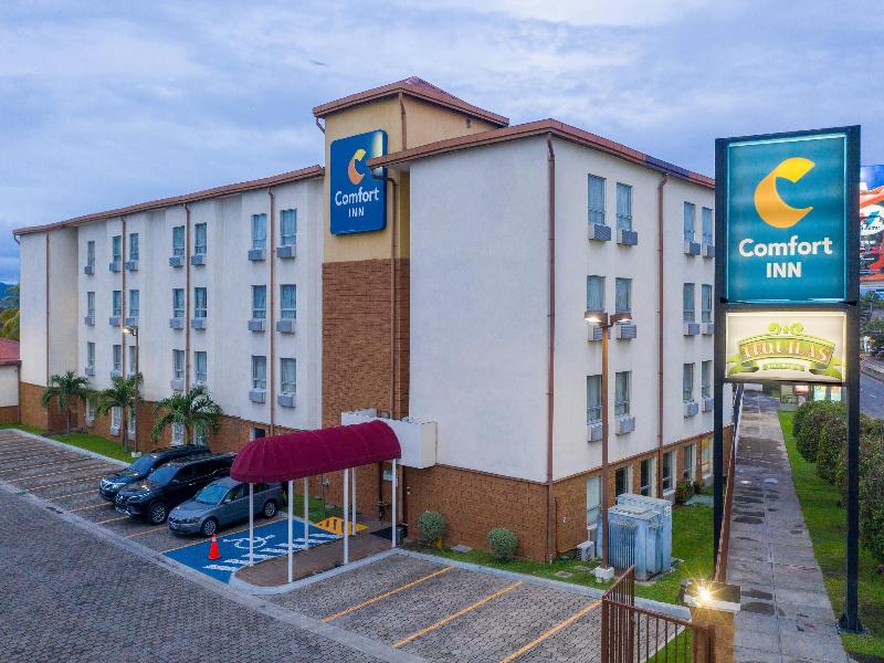 Comfort Inn Real San Miguel image
