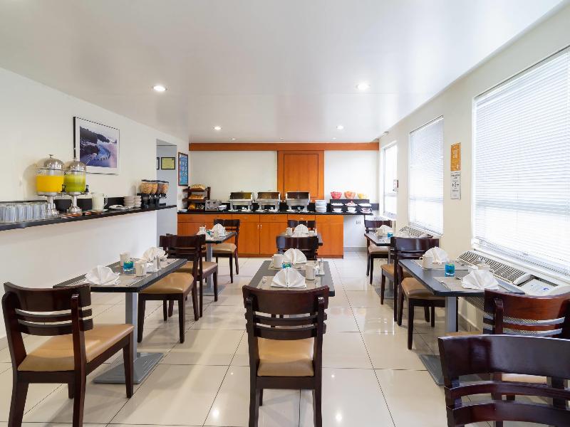 Comfort Inn Real San Miguel image